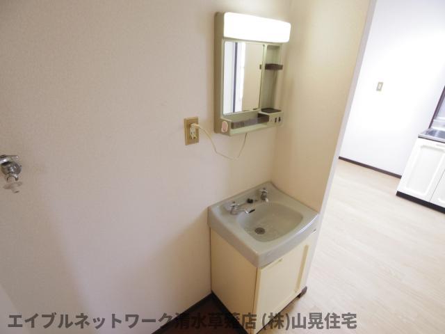 ＪＲ東海道本線 静岡駅 バス乗車時間：29分 最寄りバス停で下車 徒歩6分 2階建 築38年の内装写真