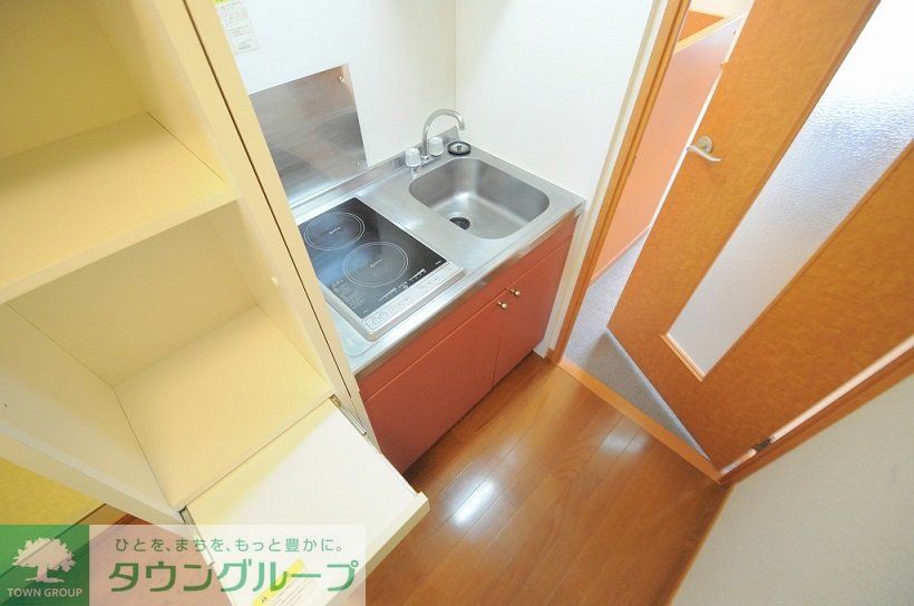 キッチン　設備・仕様は号室により異なる為、現況を優先致します。