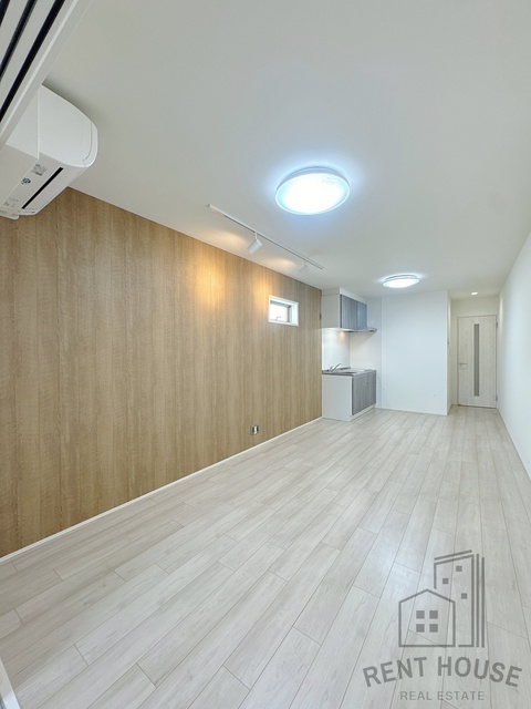 フジパレス高石駅北III番館の居間写真