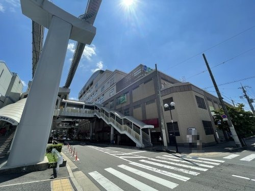 図書館　豊中市立蛍池図書館（図書館）まで943m