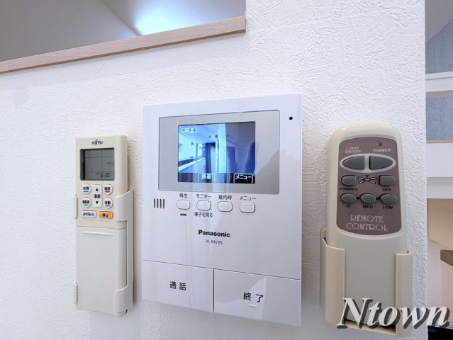 セキュリティ　モニター付きインターフォンです。