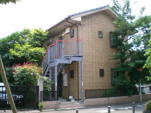 建物外観　南向き☆日当たり良好です♪