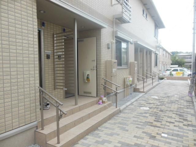 エントランス　★お部屋探しは株式会社タウンハウジング東京まで★
