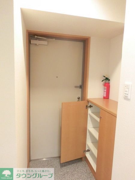 玄関　※別部屋写真