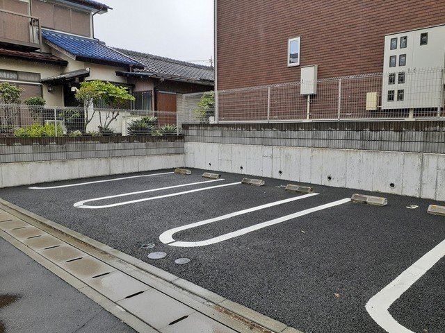 駐車場　駐車スペースもあります