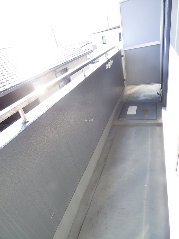 バルコニー　別部屋のお写真です。ご参考までに！