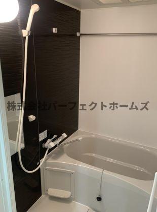 バス・シャワールーム　落ち着いた空間のお風呂です