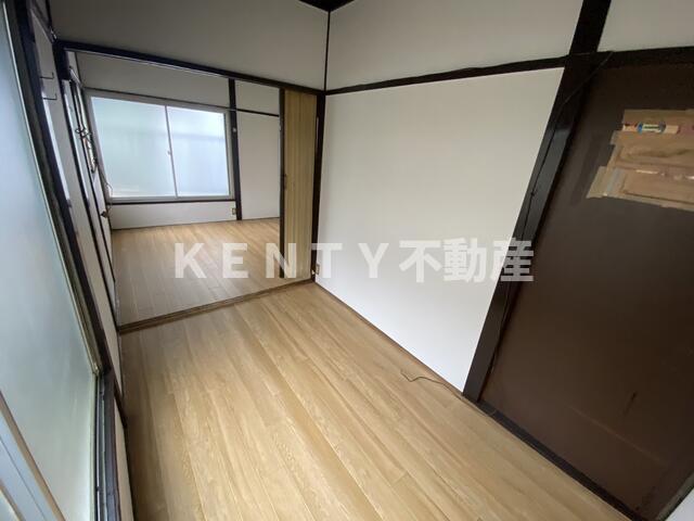 その他部屋・スペース　明るい色調の室内です