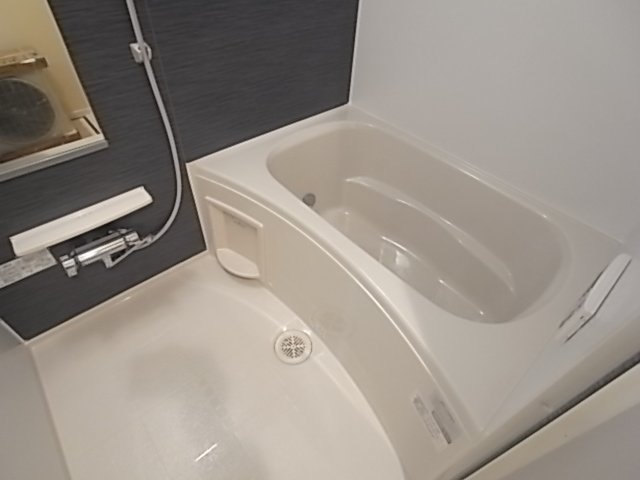 ラビエ岡本の風呂写真