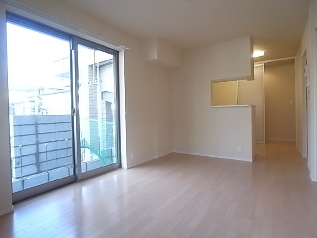 ラビエ岡本の居間写真