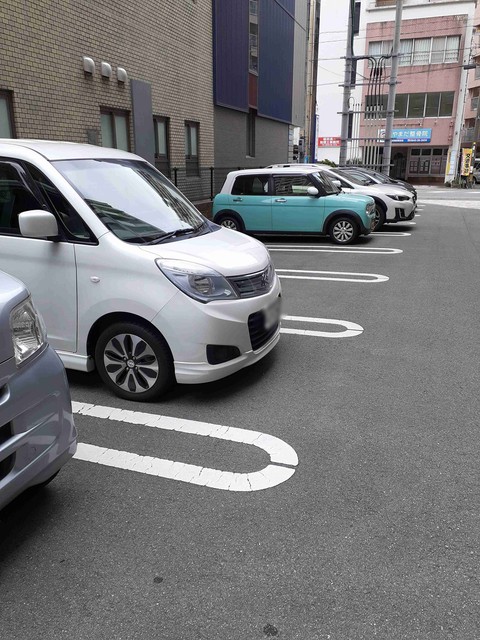 駐車場　車をお持ちの方に嬉しい駐車場付きの物件です