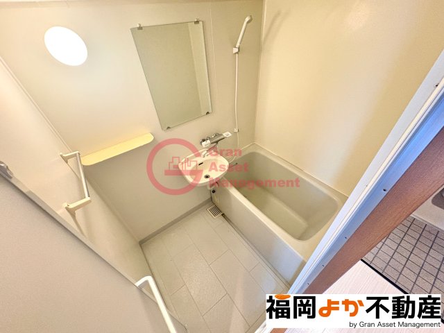 バス・シャワールーム　【福岡よか不動産】お風呂で日々の疲れを落としましょう
