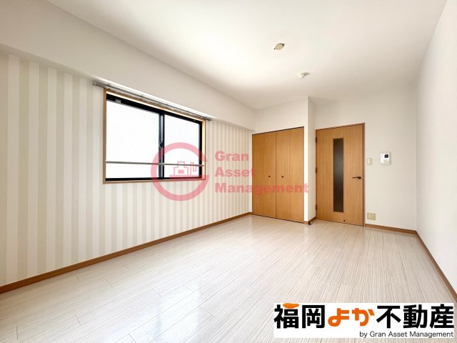 居室・リビング　【福岡よか不動産】こちらのリビングで趣味の時間をお楽しみくだ