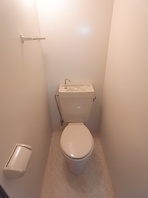夙川・井上ビルのトイレ写真