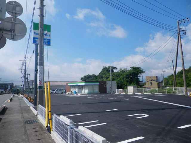 コンビニ　ファミリーマート御殿場永原店（コンビニ）まで650m