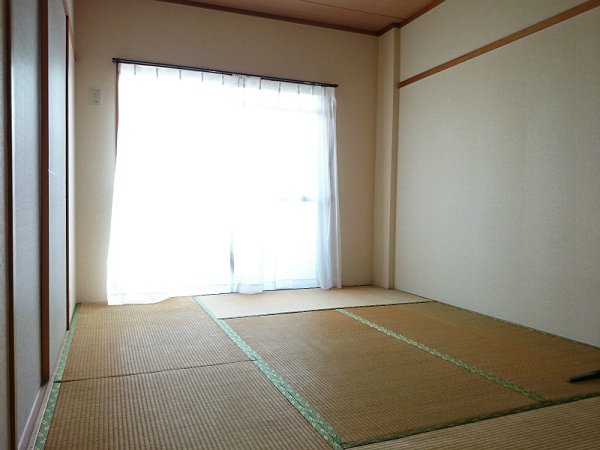 第三平野ハイツの内装写真
