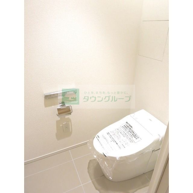 東京メトロ日比谷線 広尾駅 徒歩12分 5階建 築13年のトイレ写真