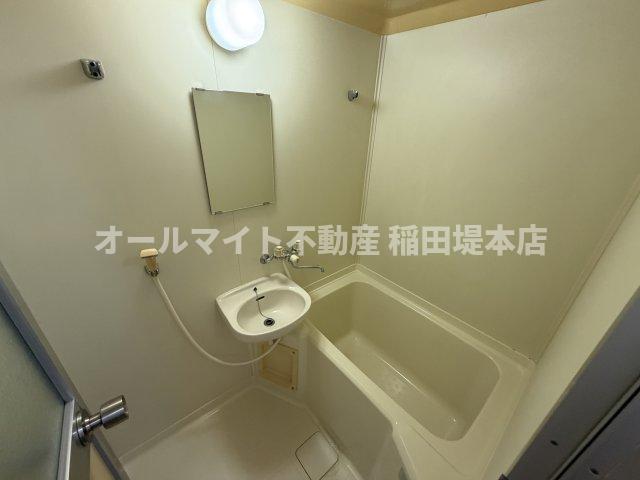小田急多摩線 栗平駅 徒歩8分 4階建 築37年の風呂写真
