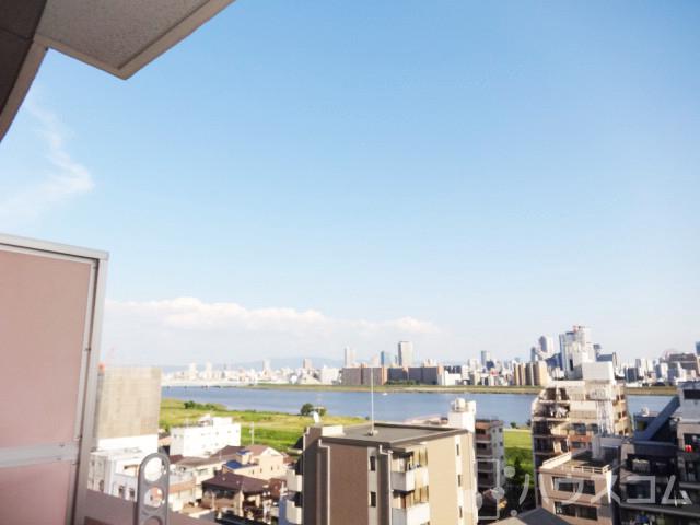 バルコニー　眺望良好！気持ちの良い青空が広がっています☆