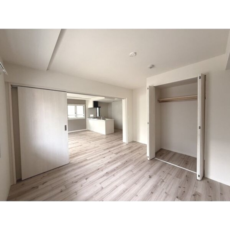 その他部屋・スペース　目の前に建物がないので、圧迫感のない窓からの景色♪