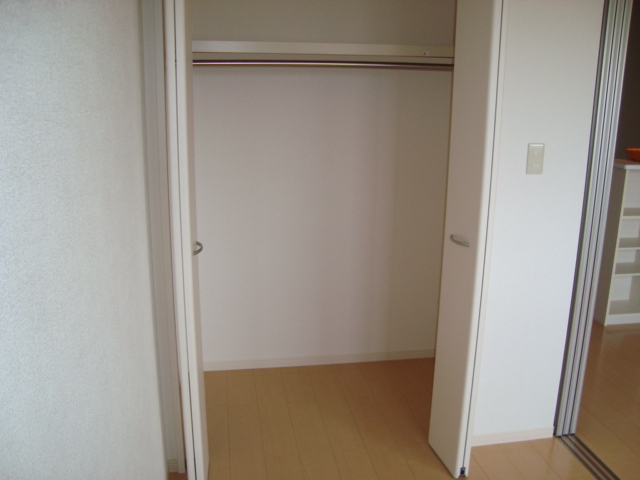 収納　クローゼット