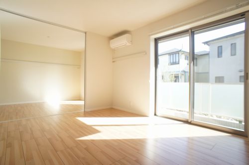 SUBARU TOWN Aの居間写真