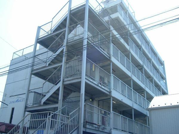 横浜市神奈川区三ツ沢下町のマンションの建物外観