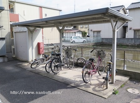 その他共有部分　屋根付き駐輪場