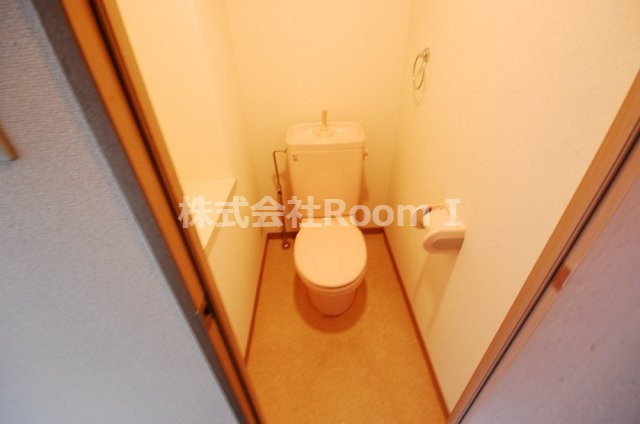 トイレ　ゆったりとした空間のトイレです