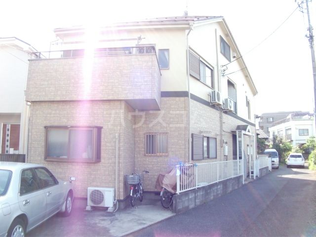 立川市富士見町のアパートの建物外観