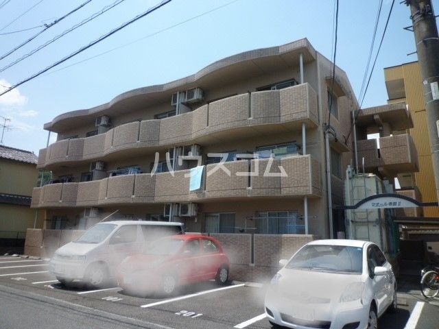 静岡市駿河区寺田のマンションの建物外観