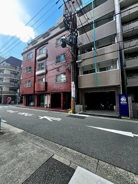 愛知県名古屋市中区伊勢山１（マンション）の賃貸物件の外観