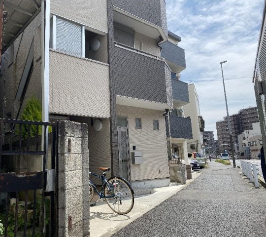 埼玉県さいたま市中央区新中里５（アパート）の賃貸物件の外観