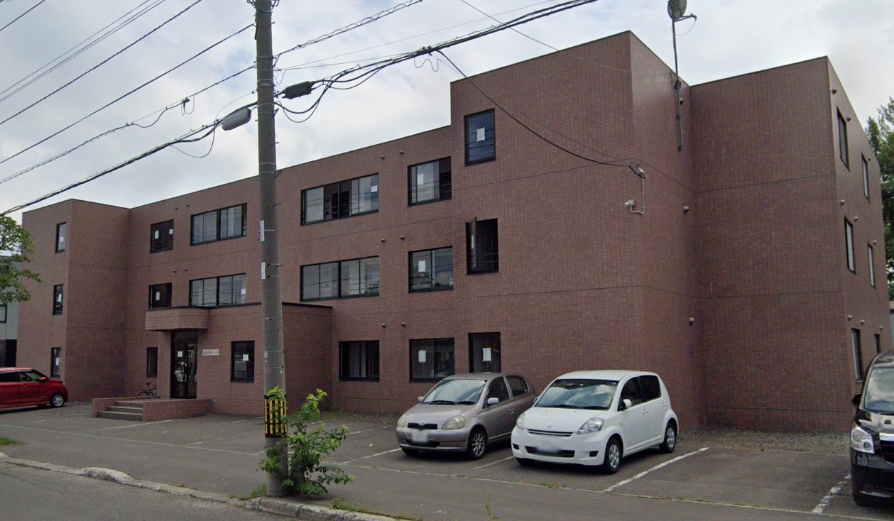 札幌市北区屯田二条のマンションの建物外観