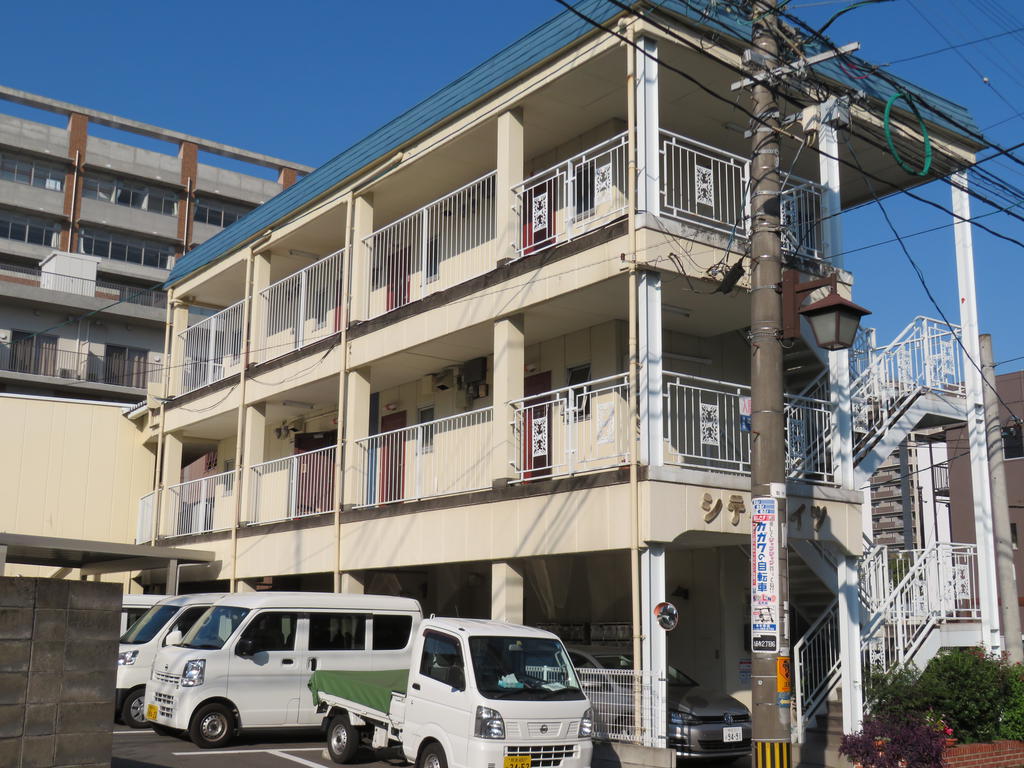 シティハイツ北山の建物外観