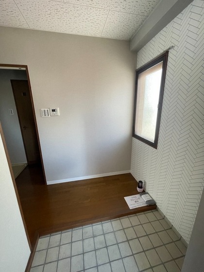 玄関　※他号室の写真です