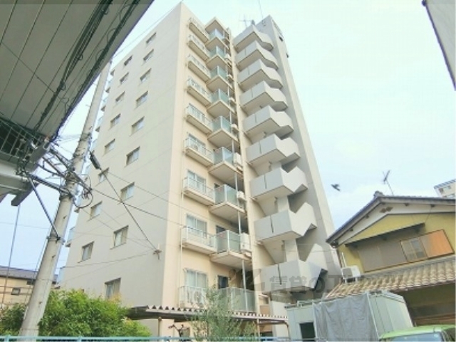 Ｍプラザ石山駅前の建物外観