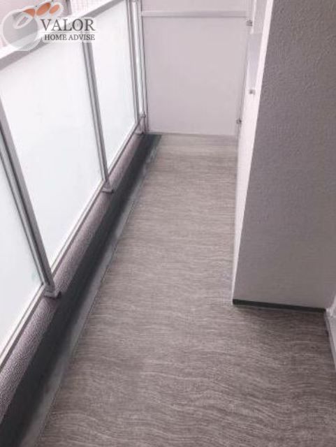 【横浜市南区新川町のマンションのバルコニー】