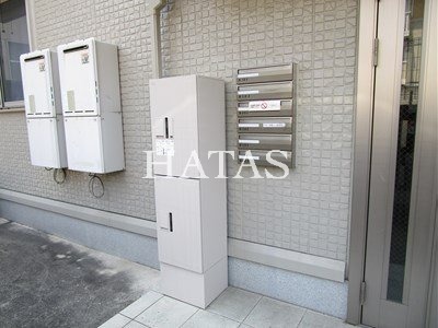 【大府市長根町のアパートのエントランス】