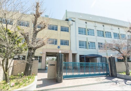 小学校　汐路小学校（小学校）まで528m