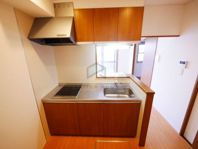 キッチン　IH二口搭載のキッチンです