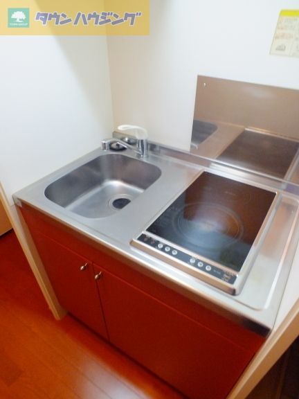 キッチン　2口電気コンロ