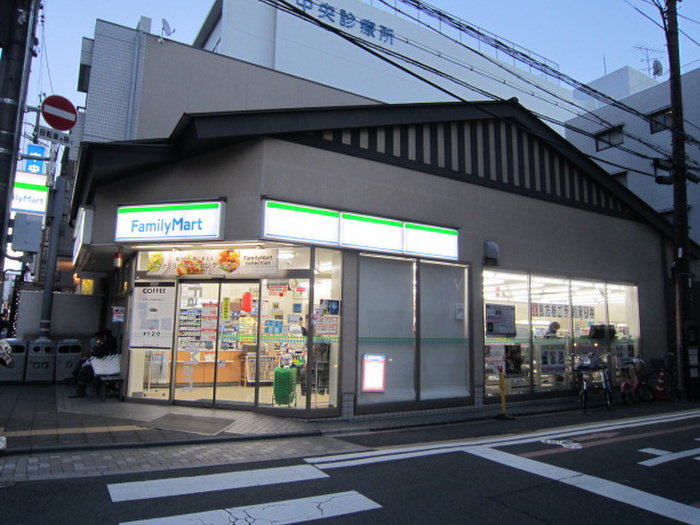 コンビニ　フレスコ三条高倉店（コンビニ）まで210m