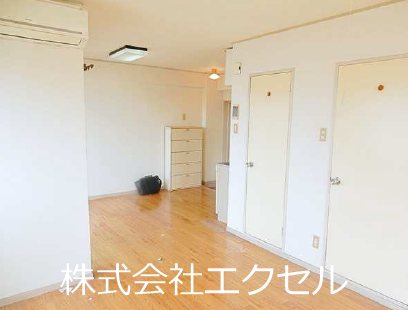 玄関　シューズボックス完備です。