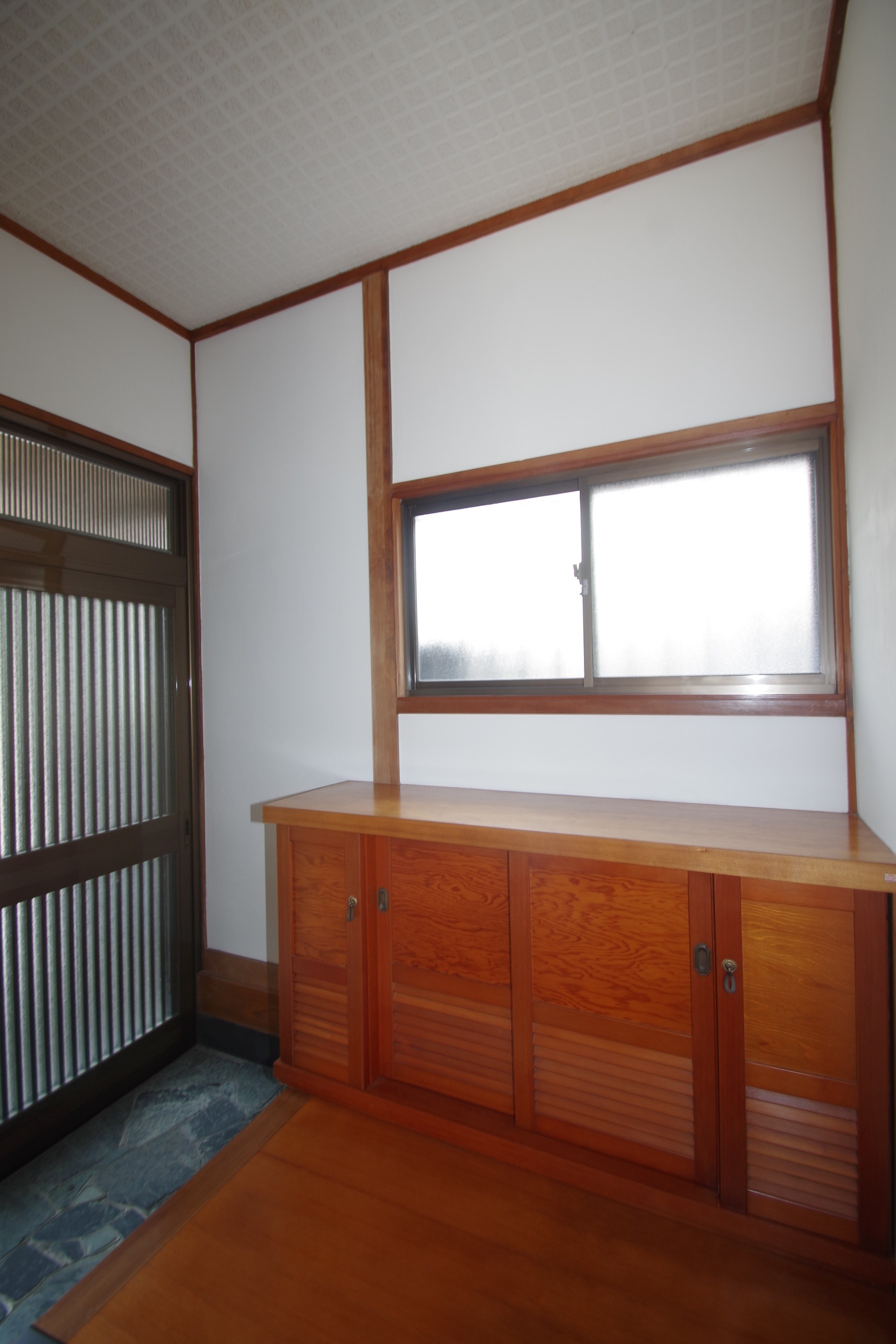 玄関　趣の和のある素敵な靴箱です！