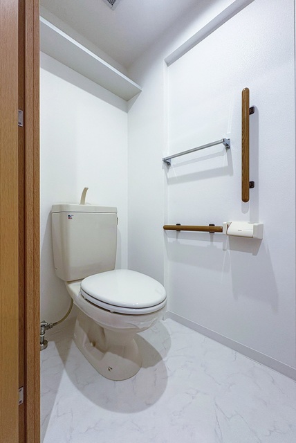 トイレ　トイレ