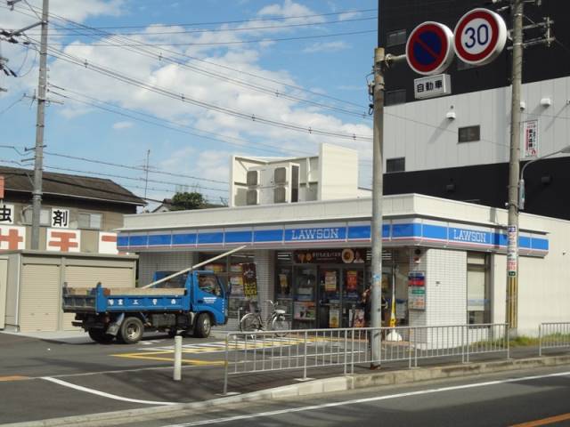 コンビニ　ローソン（コンビニ）まで313m