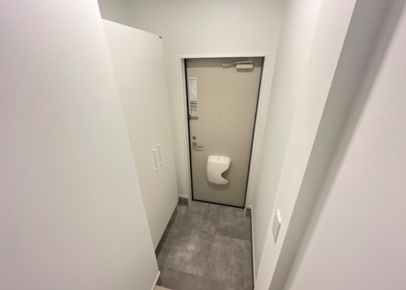 玄関　同施工会社施工物件の参考写真になります※現況優先