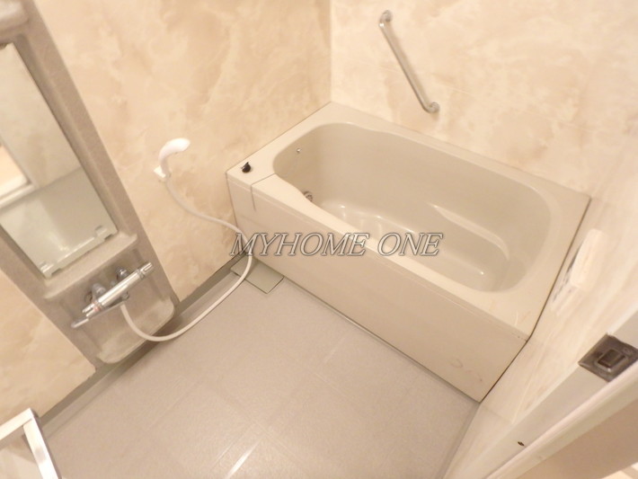 バス・シャワールーム　追焚バス