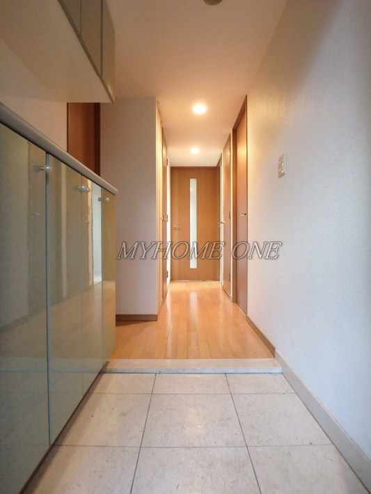 玄関　玄関ホール